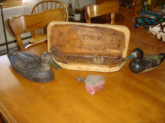 Balance antique, baril, table, fauteuil, banc à clous carrés. dans Art et objets de collection  à Shawinigan - Image 4