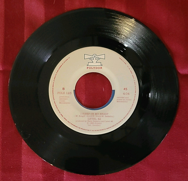 Vintage 45 Level 42 Lesson in Love in Arts & Collectibles in Owen Sound - Image 4