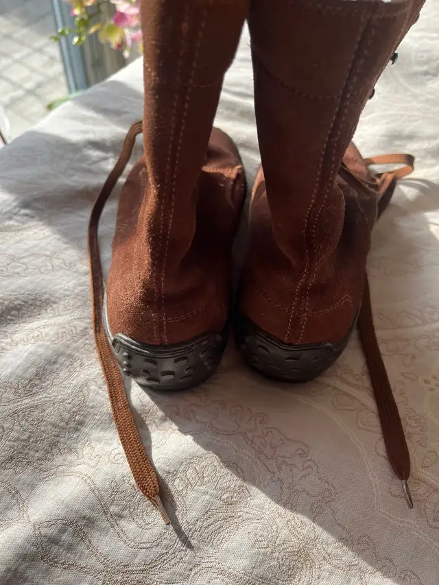 Women’s Tod’s suede combat boot in Women's - Shoes in Edmonton - Image 3