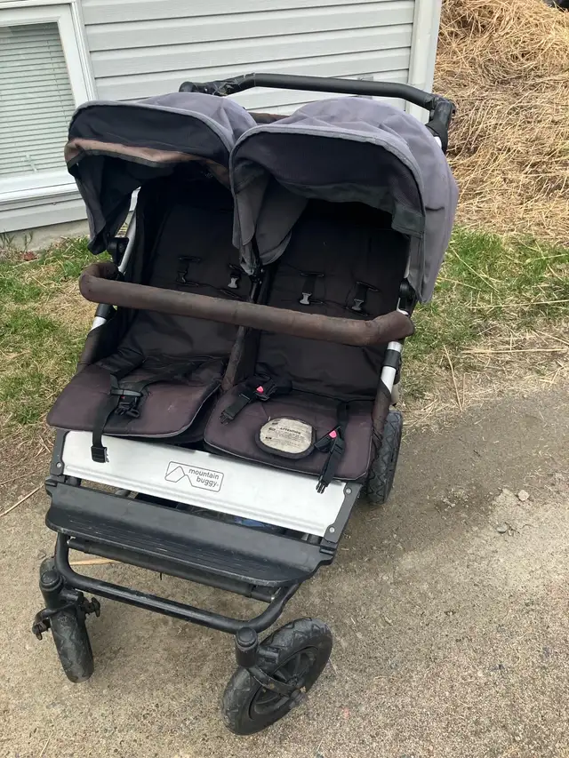 Mountain buggy duet 4Wheels stroller with accessories in Strollers, Carriers & Car Seats in Gatineau - Image 2