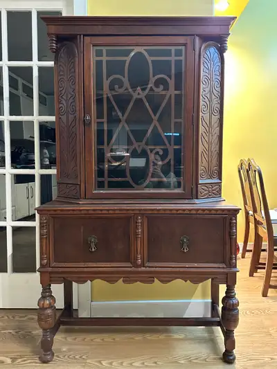 Elegant Solid Wood Antique China Display Cabinet (CAN DELIVER), View more