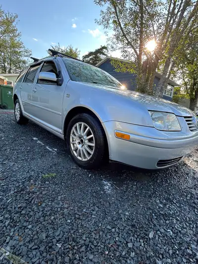 2005 BEW tdi wagon 416xxxkms will come with new 2yr mvi, oil changed every 10,000km Tons of new part...