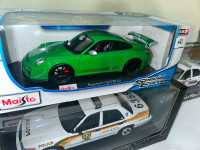 Porsche 911 Gt3 RS 4.0 diecast 1/18 die cast