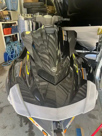 2015 Yamaha VX Deluxe Waverunner. 150 total hours. Ride throttle and brake. Ski is in great shape. O...