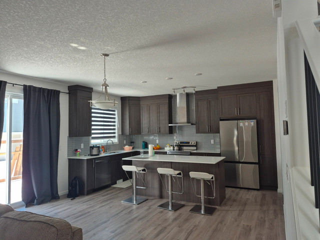ROOM FOR RENT in Room Rentals & Roommates in Calgary - Image 3