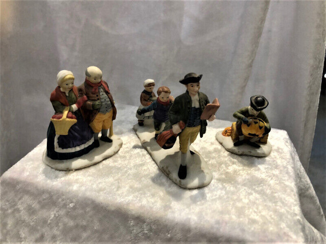 Sleepy Hollow Characters in Arts & Collectibles in Timmins