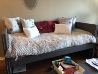 FOR SALE- DAY BED