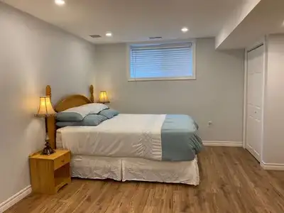 A Legal Basement Studio for Rent – Laurelwood, Waterloo Bright and carpet-free 1-bedroom studio lowe...