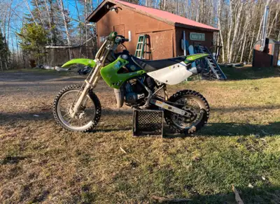 Kx85 2 stroke, maintained well, in good condition 1 previous owner who took excellent care of it asw...