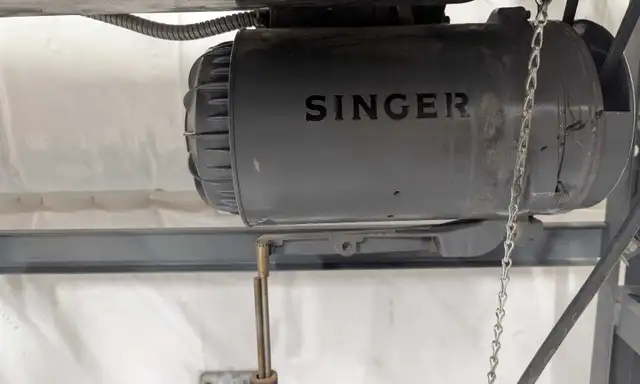 Singer 132K6  in Other in Barrie - Image 5