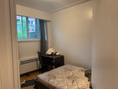 private room 600