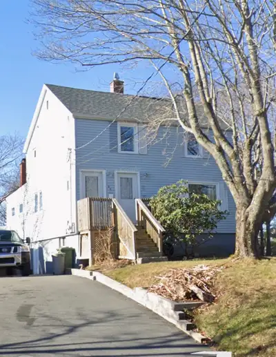 $2700 • 3 bedroom • 1.5 bathroom • plus den Utilities INCLUDED • Heat • Hot water Key Features: • Ce...