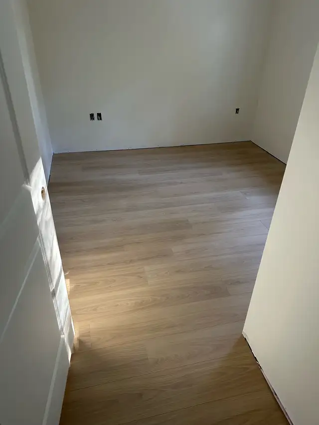 Hardwood floor Installation 64739289377539122