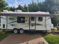 2015 FOREST RIVER,  ROCKWOOD MINI LITE LIT MURPHY