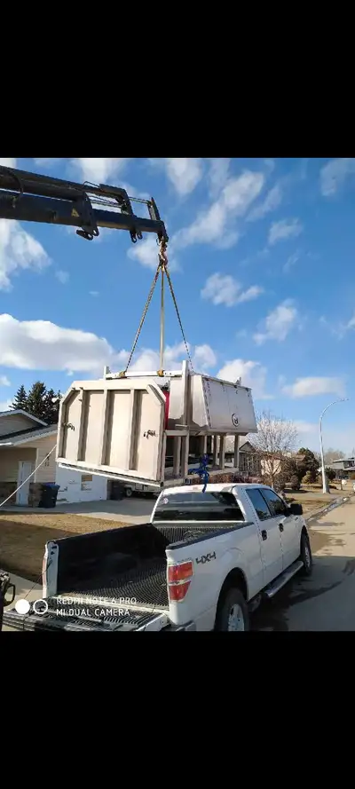 Need a lift ? Something delivered ? Over the fence ? I can lift up to 5000 LBS close or 800 LBS at 3...
