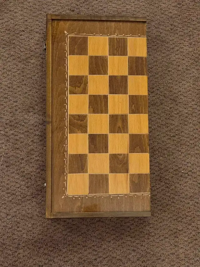 Vintage Thorness inlaid wooden multi-game board in Toys & Games in City of Toronto - Image 6