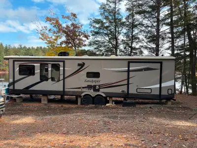 Trailer is in excellent condition well maintained and must be moved. I can arrange for you ! present...