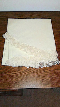 New, Unused - Oval Table Cloth ~ 70 x 55 inches - Tablecloth