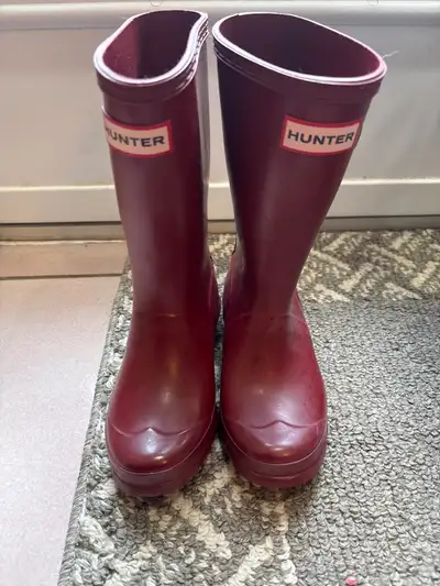 Kids HUNTER Tall Rain Boots size 13, View more