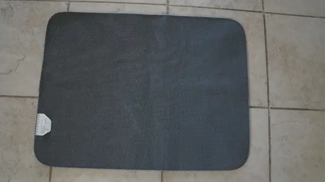 INDOOR MAT in Kitchen & Dining Wares in Norfolk County - Image 4