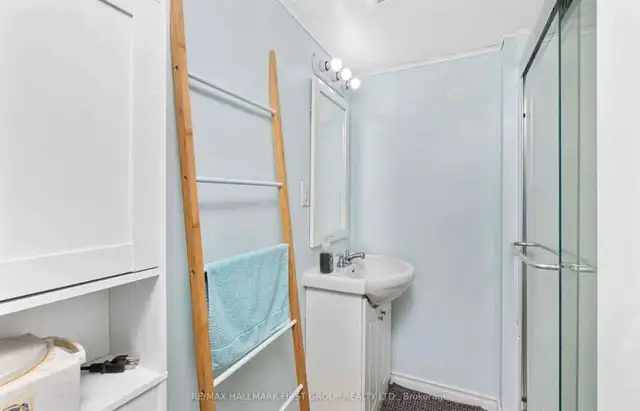Basement for rent in Long Term Rentals in Oshawa / Durham Region - Image 5
