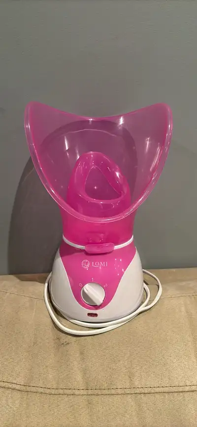 Revitalize your skin with this Lomi facial steamer! It's gently used but in great condition, ready t...
