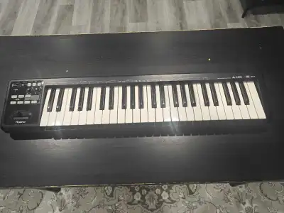 Roland A-49 MIDI Keyboard Controller - Black, View more