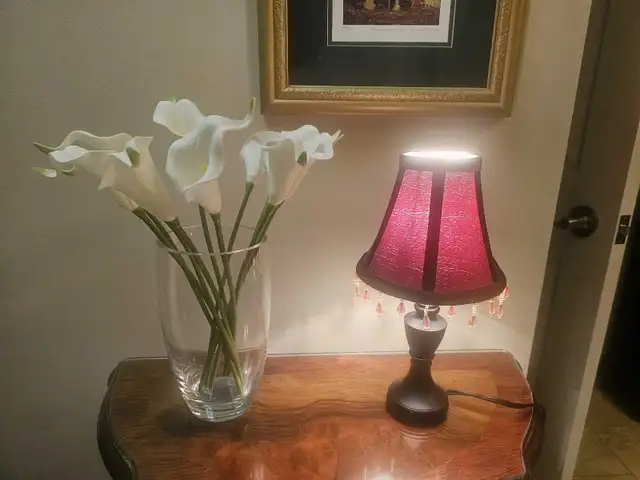 Small 12" Tall Lamp in Indoor Lighting & Fans in Oakville / Halton Region - Image 2