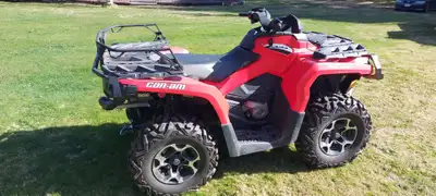 Selling a super clean 2013 CAN AM 650 EFI atv . 2100 km power steering .back rack. trailer hitch .wa...