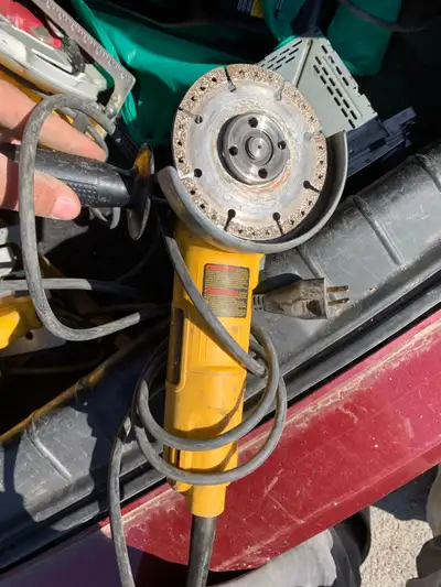 5 DeWalt Tools, View more