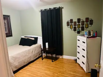 I have a bedroom for rent in my home. Everything Included. FEMALES ONLY