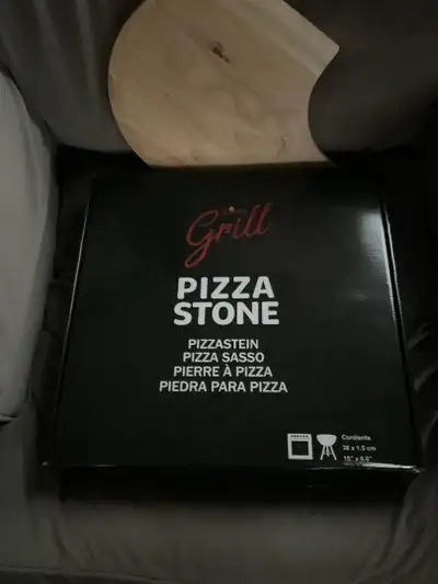 Hans Grill Pizza Stone 15 inches round and 0.6 inches thick Can be used in oven and one grill - char...