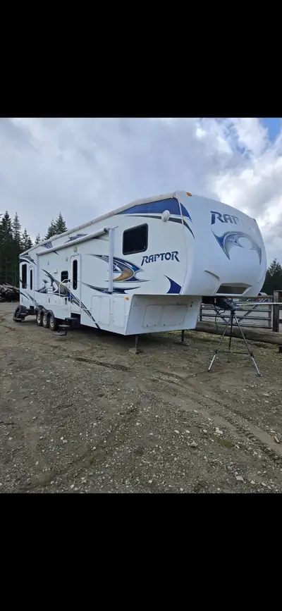 2011 Raptor toy hauler Second owner New toilet Clean Everything works as it should. Tires good. Gene...