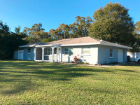 Well located in Largo FL 3Be 2Ba 1329 sqft home with garage
