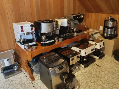 Délai 4 jours pour estimation. Machine espresso a partir de 75$! Voir mes autres annonces pour les P...