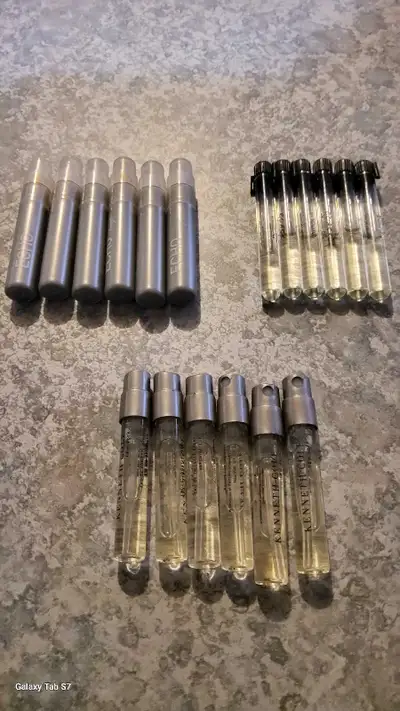 Échantillons de parfums pour homme a vendre, View more