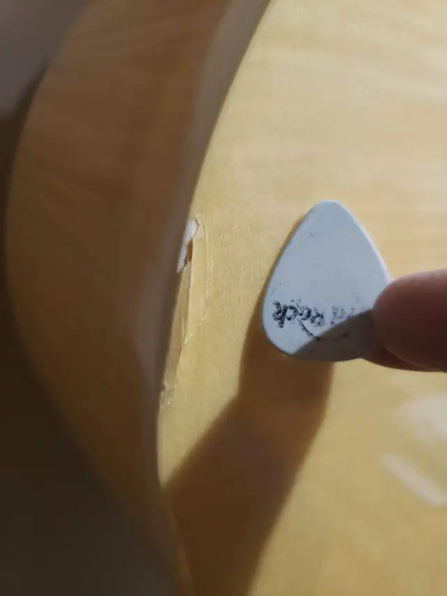 Takamine Bass in Guitars in Victoria - Image 10