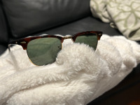 MENS Rayban Clubmaster  tortoise. Like new. REDUCED. $80