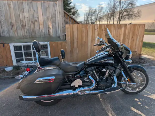 Yamaha V Star Roadliner in Street, Cruisers & Choppers in Regina - Image 7