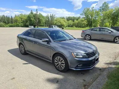 2015 Volkswagen Jetta Highline | 2.0L TDI Clean Diesel | Automatic (DSG) transmission | Front-wheel...