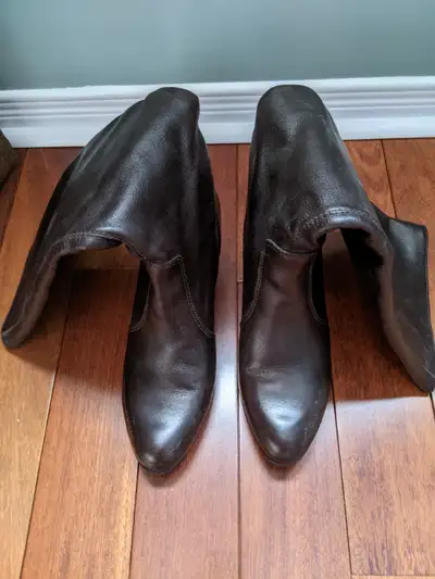 WOMEN LEATHER BOOT LACANADIENNE, View more