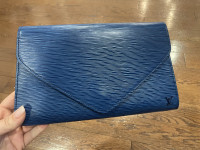 Authentic Hardly used LV Epi clutch in blue