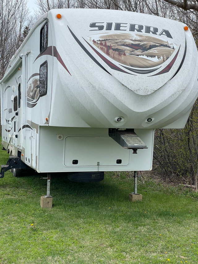 5th wheel camper in Travel Trailers & Campers in Annapolis Valley - Image 2