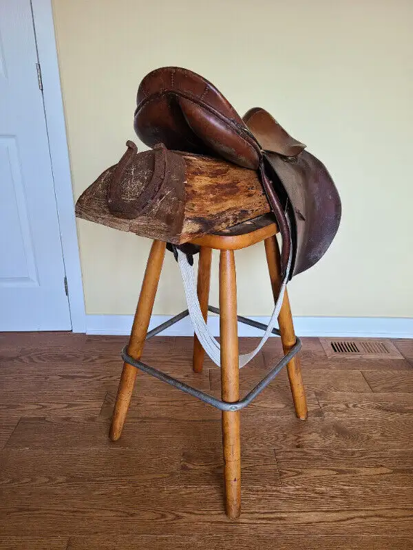 Swivel Saddle Bar Stool- Unique! in Chairs & Recliners in Oakville / Halton Region - Image 5
