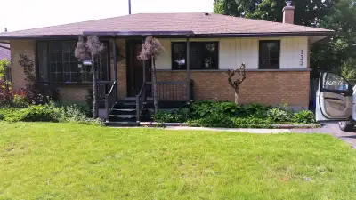 5 bedroom near WLU/Conestoga for rent!