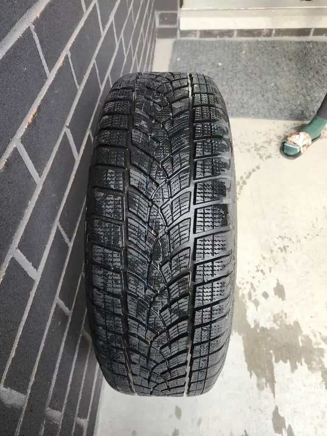 Goodyear UltraGrip Performance+ (225/65 R17) winter tires in Tires & Rims in Ottawa - Image 6