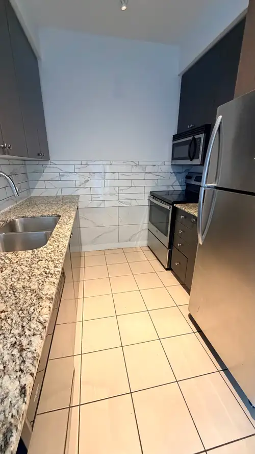 Pristine 2BR/2BA Ground-Floor Oasis – Huge Terrace & 15-Min to Union! Price: $2449 / month Available...