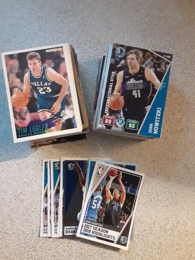 Lot de 168 cartes de Basketball differentes des DALLAS MAVERICKS de la NBA.....annees 90 et plus, de...