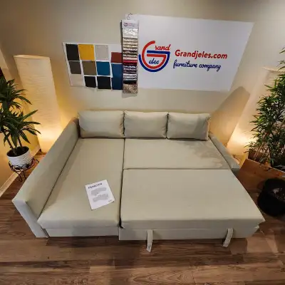 ✅Canapé-lit sectionnel ✅Marque IKEA ✅Modèle FRIHETEN ✅Réversible ✅Comme neuf ✅toutes les housses son...