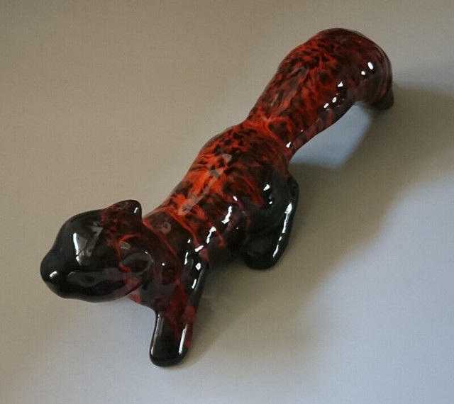 Vintage Canadian Canuck Pottery Squirrel Figurine in Arts & Collectibles in Oshawa / Durham Region